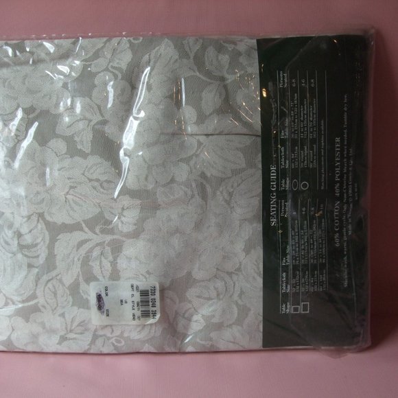 Charter Club 70 Inch Round Table Cloth in Grapevine Pattern, New Old Stock - Picture 3 of 4